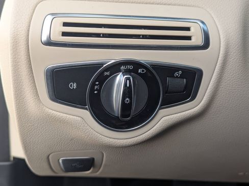 Used 2016 Mercedes-Benz C 300 4MATIC Sedan w/ Multimedia Package image 22