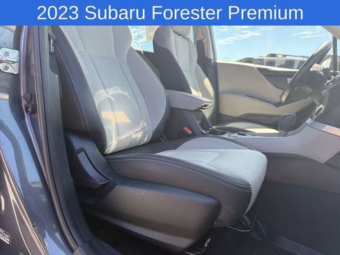 Used 2023 Subaru Forester Premium AWD/4WD image 24