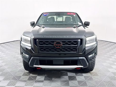 Certified 2022 Nissan Frontier PRO-4X image 2