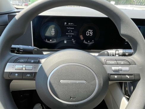 New 2026 Hyundai Tucson SEL image 19