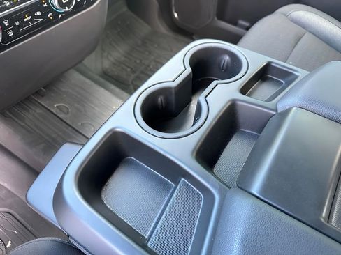 New 2025 GMC Sierra 1500 Elevation image 11