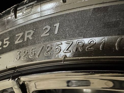 Used 2023 Chevrolet Corvette Stingray Coupe w/ 1LT image 24