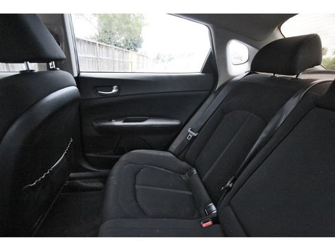 Used 2017 Kia Optima LX FWD image 11
