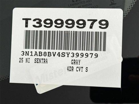 Used 2025 Nissan Sentra S FWD image 39