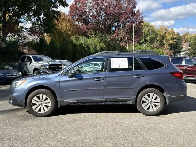 Used 2016 Subaru Outback 2.5i Premium AWD/4WD image 2