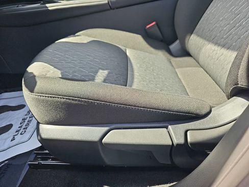 New 2026 Nissan Sentra SV w/ SV Convenience Package FWD image 32