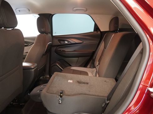 Used 2023 Chevrolet TrailBlazer LT w/ Convenience Package FWD image 27