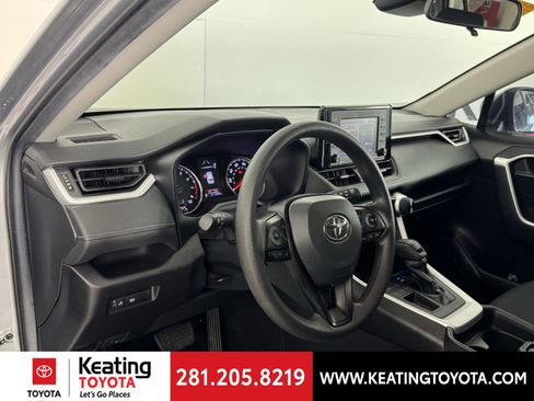 Certified 2021 Toyota RAV4 LE image 13
