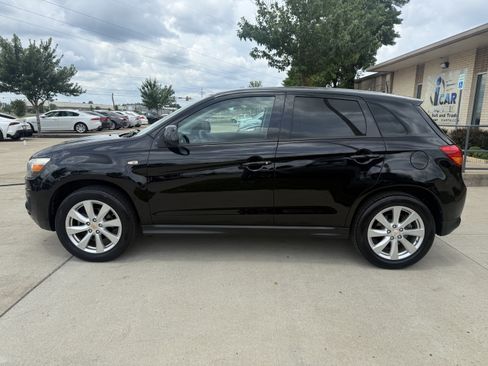 Used 2015 Mitsubishi Outlander Sport ES FWD image 4