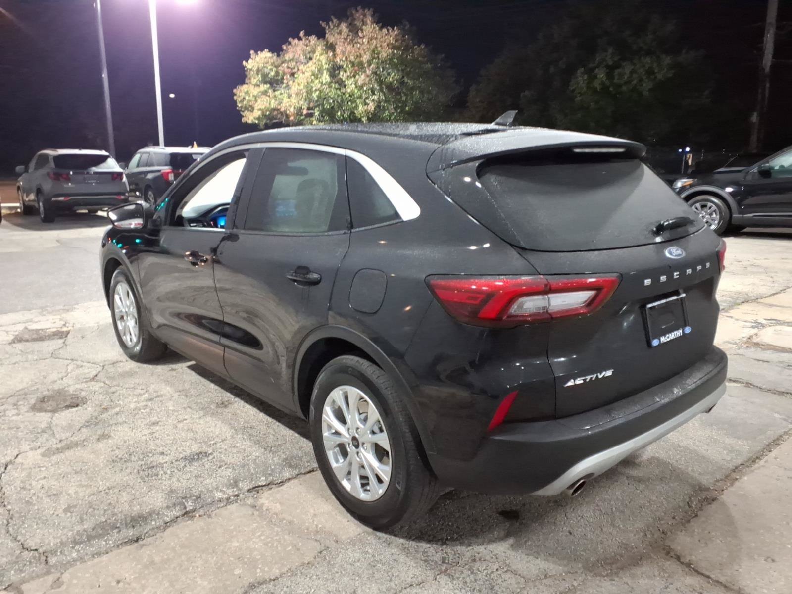 Certified 2023 Ford Escape Active FWD image 5