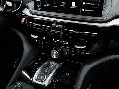 New 2026 Acura MDX SH-AWD image 25