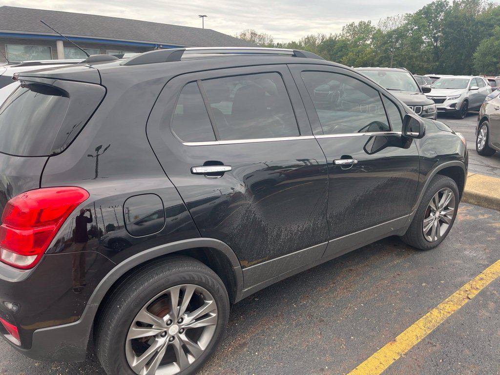 Used 2017 Chevrolet Trax Premier AWD/4WD image 5