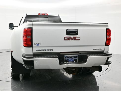 Used 2016 GMC Sierra 3500 Denali w/ Duramax Plus Package image 6