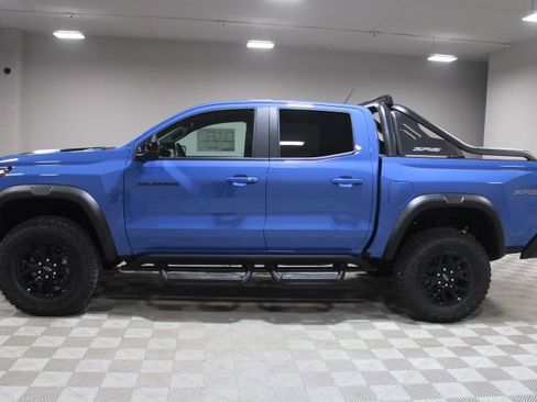 New 2026 Chevrolet Colorado ZR2 w/ Midnight Edition image 8