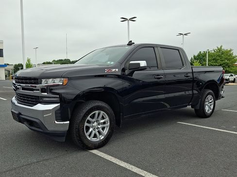 Used 2019 Chevrolet Silverado 1500 LT w/ All-Star Edition AWD/4WD image 3