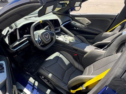 Used 2026 Chevrolet Corvette Stingray Preferred Cpe w/ Battery Protection Package RWD image 16
