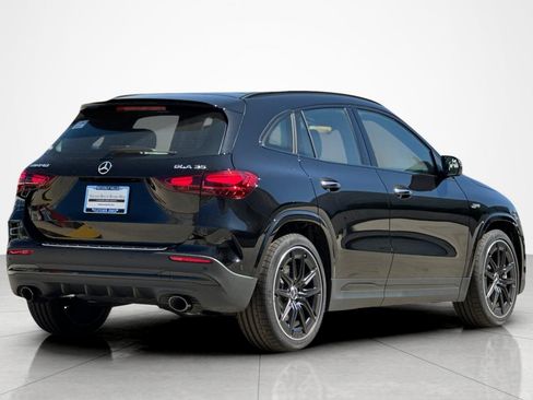 New 2026 Mercedes-Benz GLA 35 AMG 4MATIC image 5