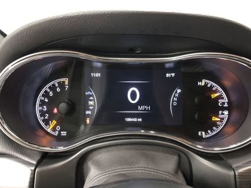 Used 2019 Jeep Grand Cherokee Altitude image 17