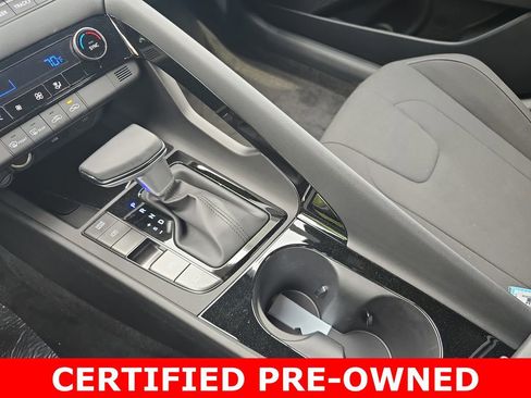 Certified 2025 Hyundai Elantra SEL FWD image 26