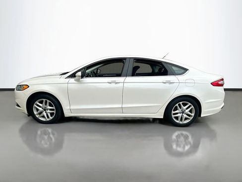 Used 2014 Ford Fusion SE image 9