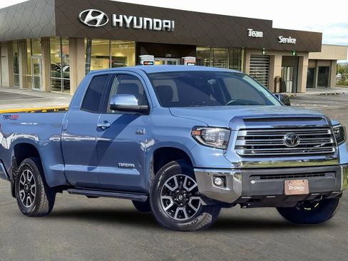 Used 2021 Toyota Tundra Limited w/ Limited Premium Package AWD/4WD image 2