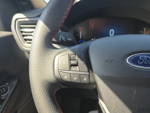 Certified 2025 Ford Escape ST-Line AWD/4WD image 20