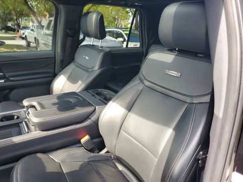 Used 2025 Ford Expedition Max Platinum w/ Stealth Performance Package AWD/4WD image 20
