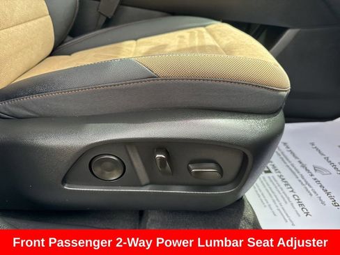 Used 2025 Chevrolet Equinox ACTIV w/ Safety and Technology Package image 28