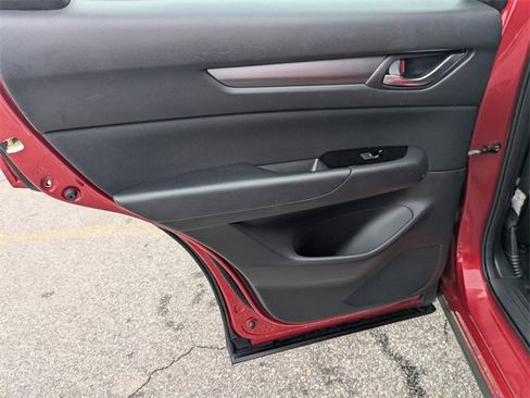Used 2019 MAZDA CX-5 Sport image 23