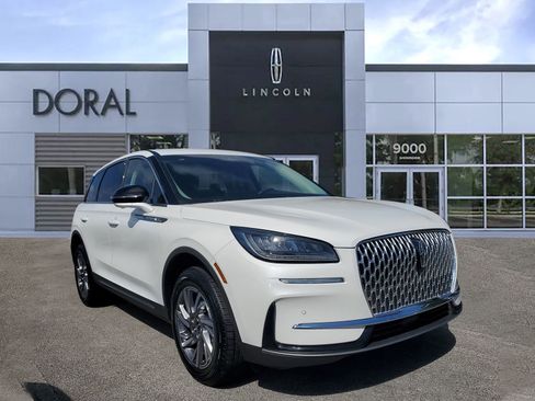 Certified 2023 Lincoln Corsair FWD w/ Equipment Group 101A image 1