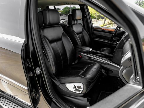 Used 2008 Mercedes-Benz GL 550 4MATIC image 36