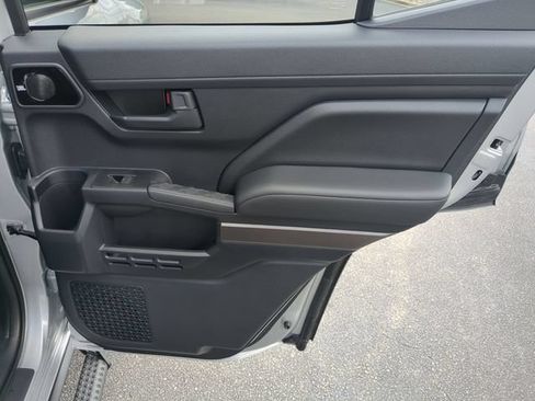 Used 2025 Toyota 4Runner TRD Sport Premium AWD/4WD image 34