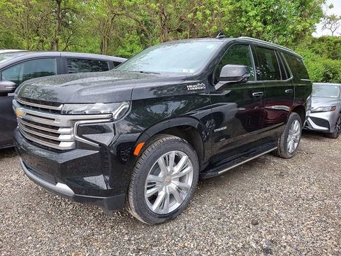 Certified 2024 Chevrolet Tahoe High Country AWD/4WD image 3