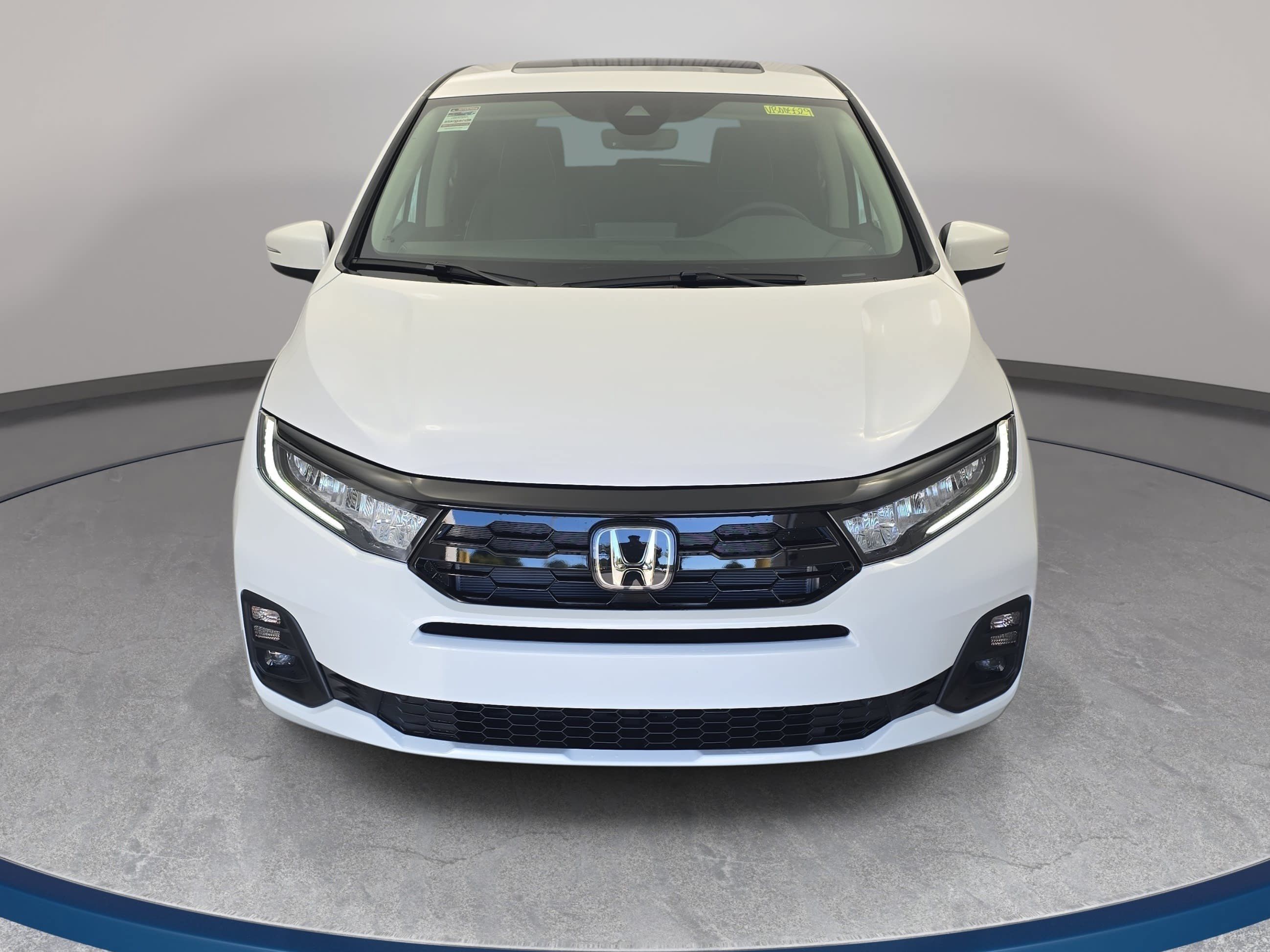 New 2027 Honda Odyssey Touring image 2