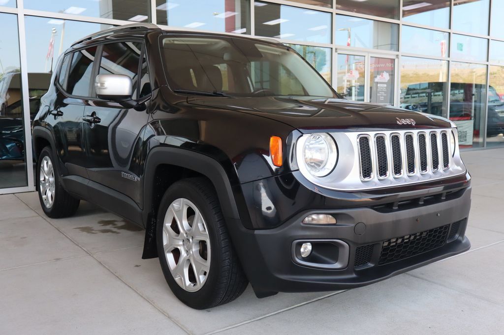 Used 2017 Jeep Renegade Limited FWD image 1