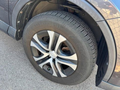 Used 2018 Toyota RAV4 LE w/ All Weather Liner Package image 4