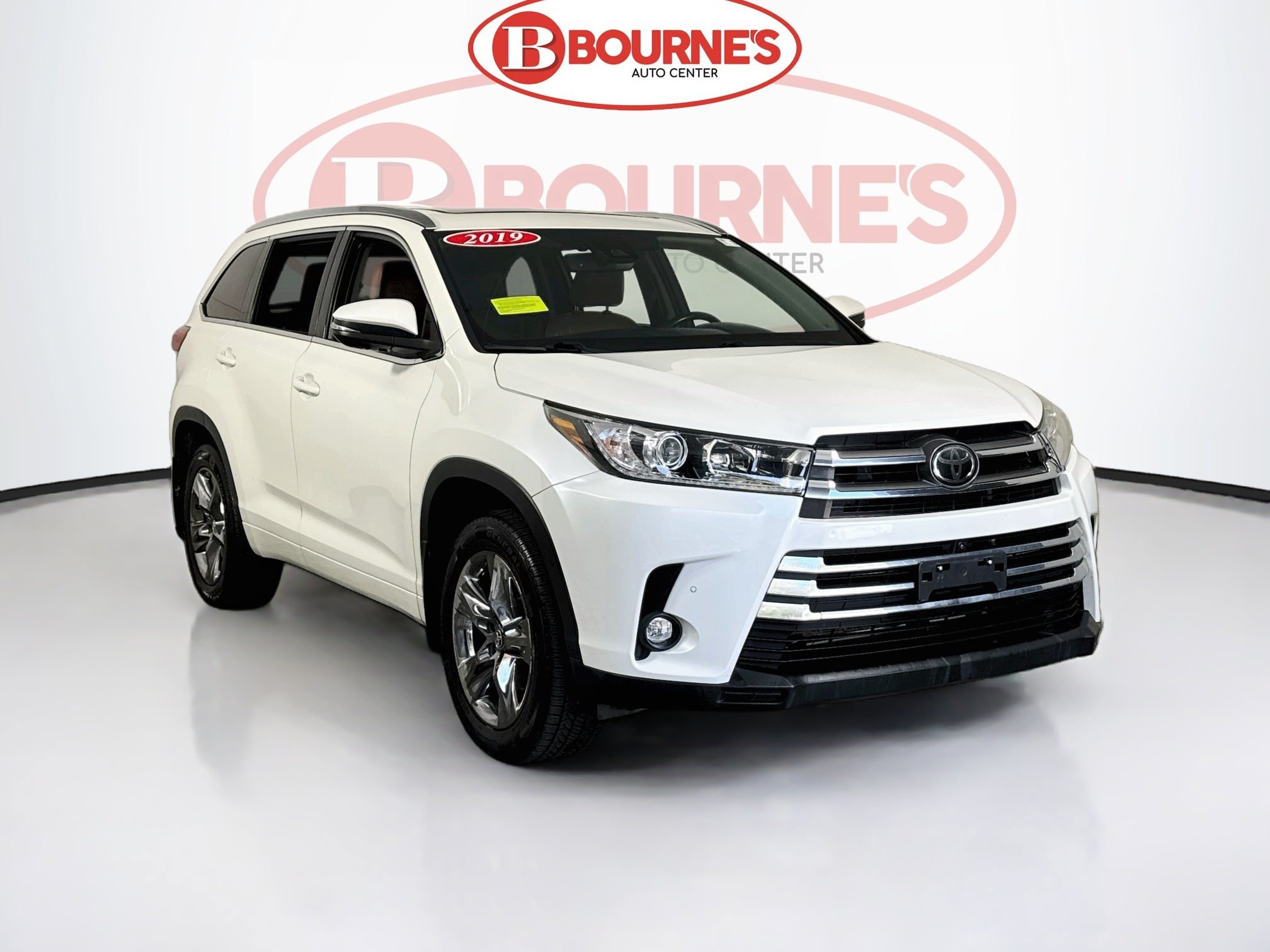 Used 2019 Toyota Highlander Limited Platinum w/ Carpet Mat Package (TMS) AWD/4WD image 1