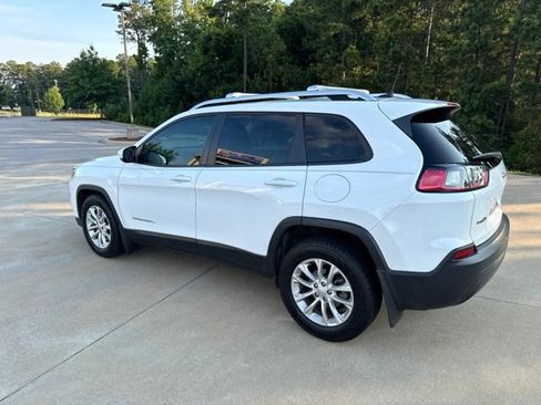 Used 2020 Jeep Cherokee Latitude FWD image 10