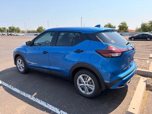 Used 2021 Nissan Kicks S FWD image 5