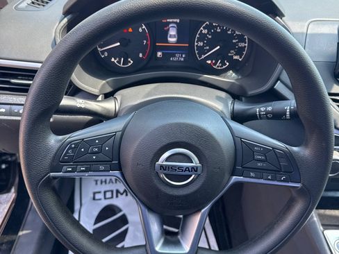 Used 2021 Nissan Altima 2.5 S w/ Driver Assist Package FWD image 9
