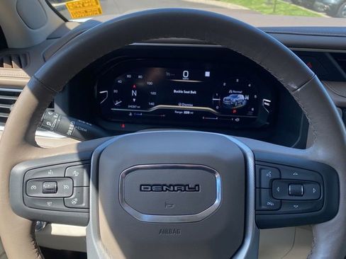 Certified 2022 GMC Yukon XL Denali w/ Max Trailering Package image 42