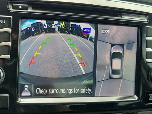 Used 2016 Nissan Maxima Platinum w/ Interior Lighting Package FWD image 24