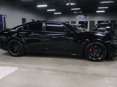 Used 2021 Dodge Charger SRT Hellcat image 6