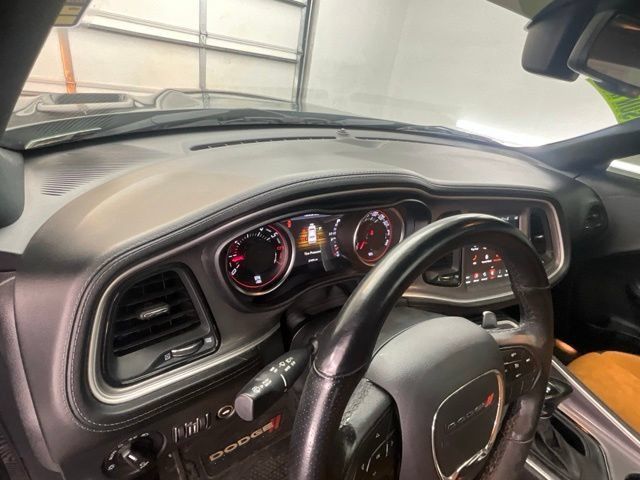 Used 2022 Dodge Challenger R/T Scat Pack w/ Dynamics Package RWD image 17