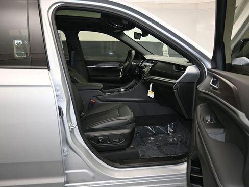 New 2026 Jeep Grand Cherokee Limited AWD/4WD image 26