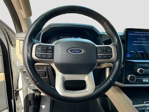 Used 2024 Ford Expedition Max Limited image 12