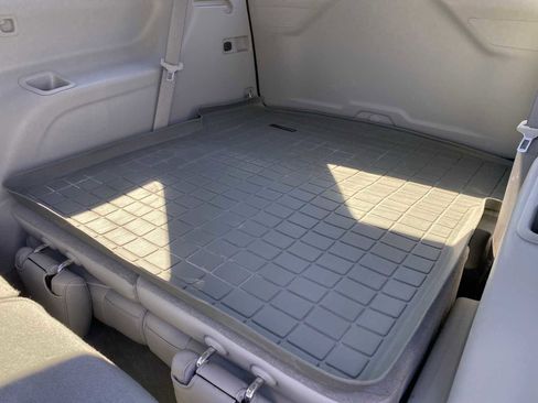 Used 2021 GMC Acadia SLT w/ Technology Package image 36