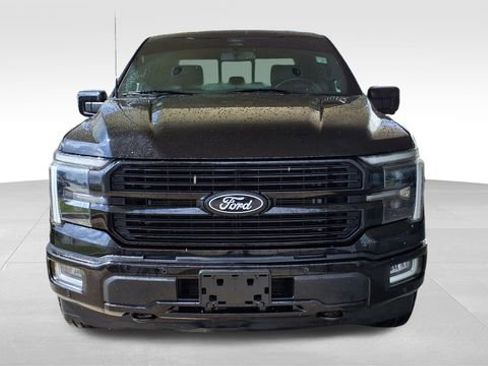 Used 2024 Ford F150 Platinum image 2