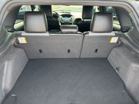 Used 2018 Ford Focus ST image 32