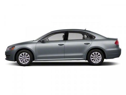 Used 2013 Volkswagen Passat 2.5 S image 3